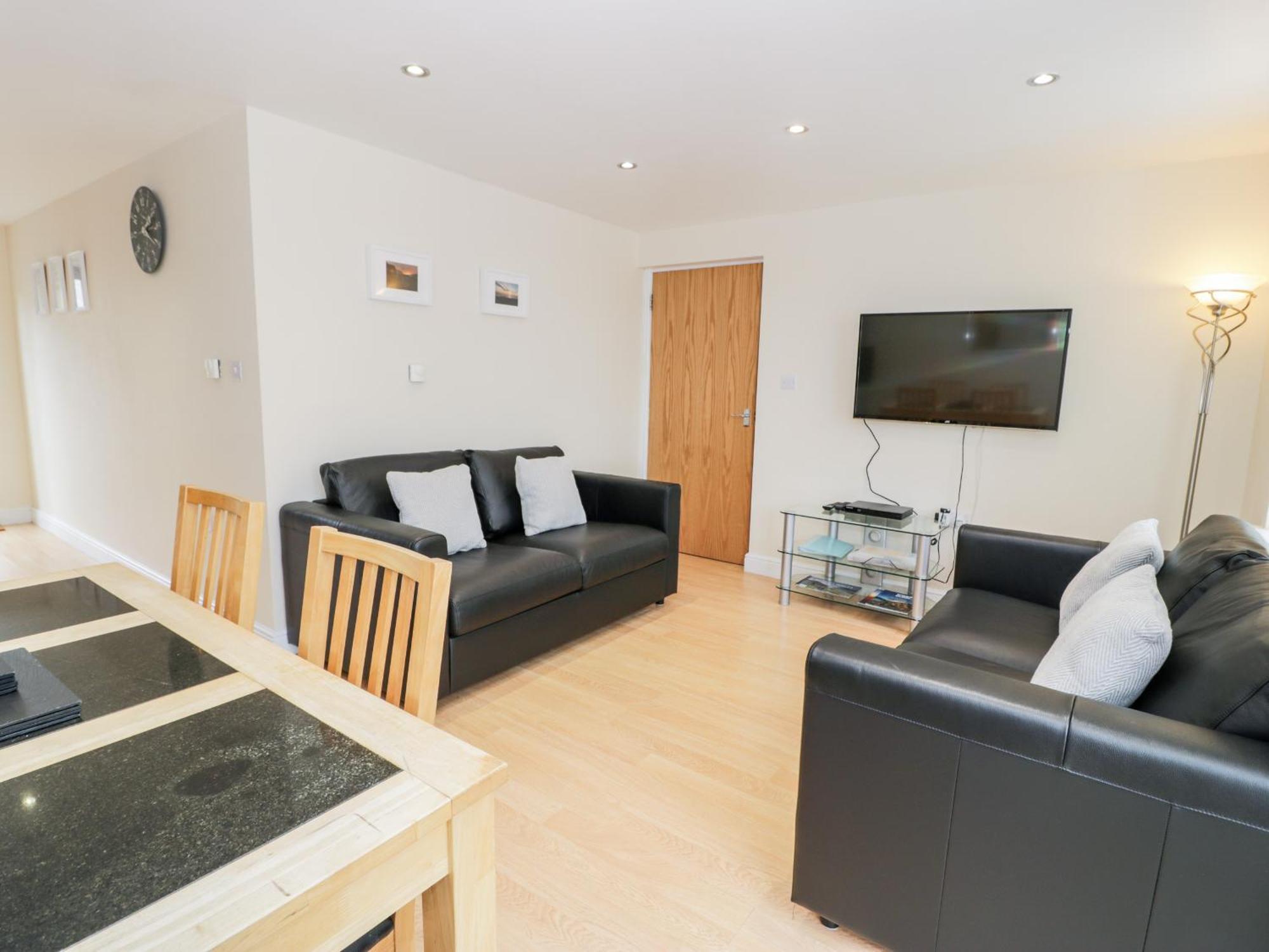 Whistle Stop Apartment Porthmadog Exterior photo